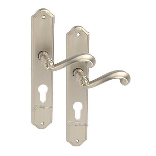 Ручки на планці TUPAI Carla 704-72 нікель матовий - Фото №1