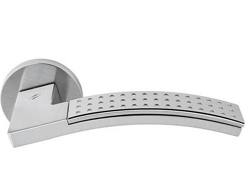 Ручки на розетте COLOMBO Trama LC81 (FF19BZG-FF13) матовый хром/хром - Фото №2