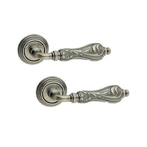 Ручки на розеті FIMET Flora 147 (269) F45 античне залізо - Фото №1