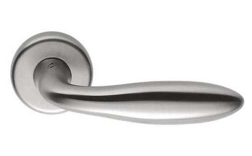 Ручки на розетте COLOMBO Mach CD81 (CD69BZGG-CD63GB) матовый хром - Фото №2