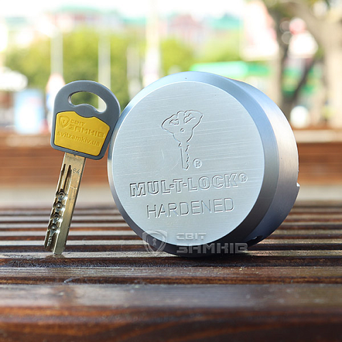 Замок навесной MUL-T-LOCK HOCKEY PUCK ClassicPRO (2 ключа) - Фото №10
