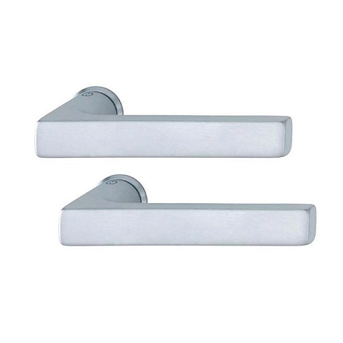 Ручки на розеті HOPPE Dallas латунь хромована матова - Фото №1